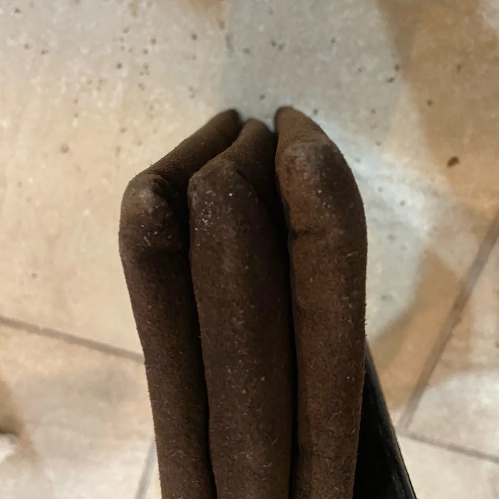 Vintage Tano of Madrid Suede Bag - Picture 8 of 13